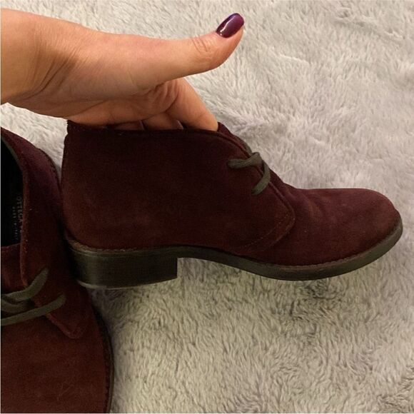 Bottega Veneta  Burgundy Suede Chukka Boots, US5 - Picture 4 of 9